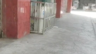 女神级美女,超清纯94年长腿嫩妹和男友在家打炮自拍,最后还颜射吃精