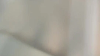 国模沐心跟摄影师玩真嗨!不穿胸罩很摆明了想被拍