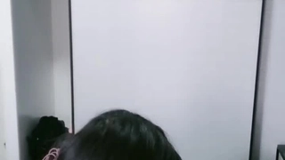 調教黑絲翹臀嫩妹道具自慰 網紅護士裝被挑逗啪啪