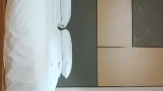 她无法抗拒大规模中出
