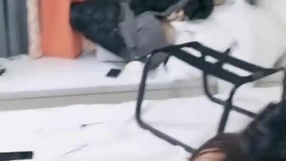 蜜桃传媒-男主管办公室狠干女下属.肉身换取致富秘密-白星雨