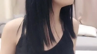 Mina Luxx在衣服撕裂口交后被操了