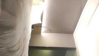 第一次教女友口交