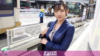 想要爸爸抱！纯欲系天花板！顶级尤物美少女，白皙皮肤大眼睛，假屌猛捅嫩穴，让人欲罢不能